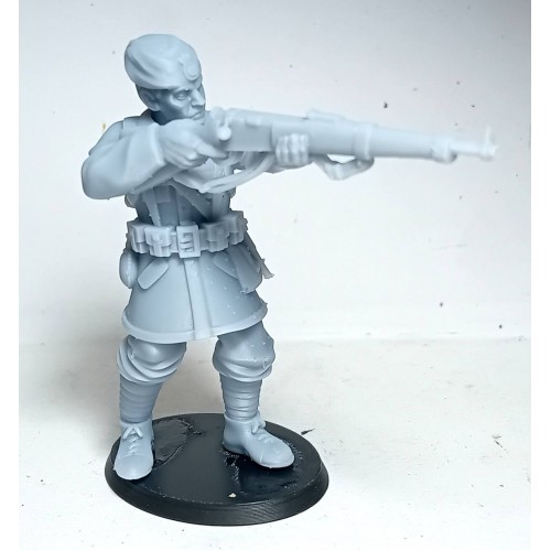 1/32 Greek Soldier with Rifle WWII